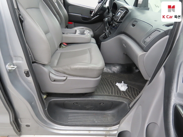 2017 - hyundai grand starex