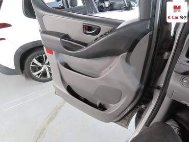 2017 - hyundai grand starex