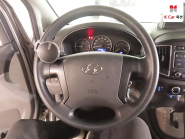2017 - hyundai grand starex