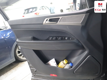 2018 - kg mobility (ssangyong) rexton