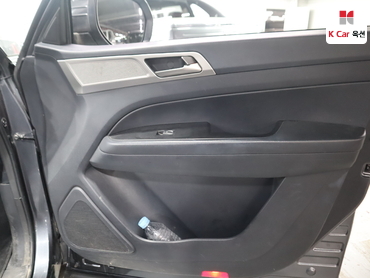 2018 - kg mobility (ssangyong) rexton