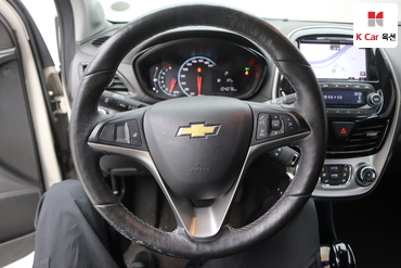 2017 - chevrolet spark