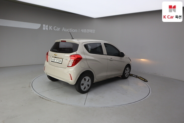 2017 - chevrolet spark