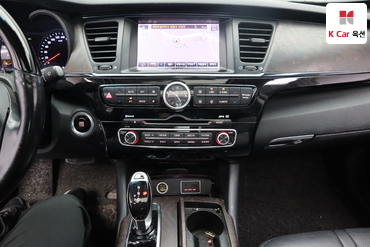 2013 - kia k9