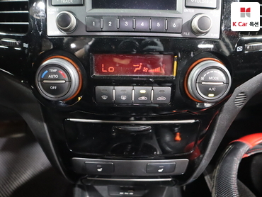 2009 - kia roche