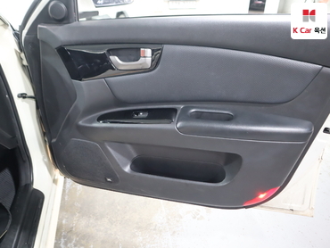 2009 - kia roche