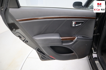 2010 - hyundai grandeur