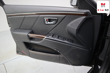 2010 - hyundai grandeur