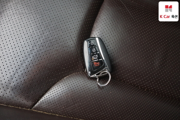 2012 - hyundai grandeur