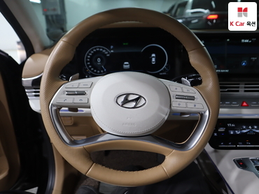 2021 - hyundai grandeur