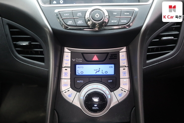 2011 - hyundai avante