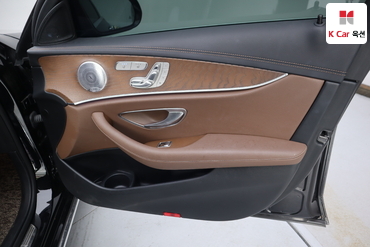 2021 - mercedes-benz e300e