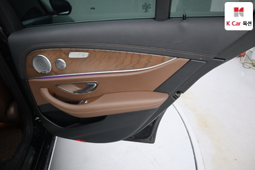 2021 - mercedes-benz e300e