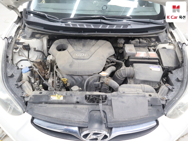 2011 - hyundai avante