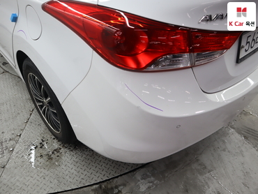 2011 - hyundai avante