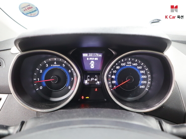 2011 - hyundai avante