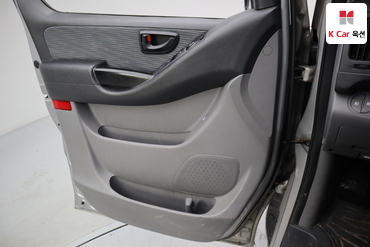 2017 - hyundai grand starex