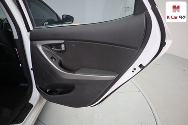 2015 - hyundai avante