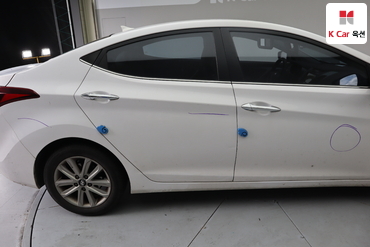 2015 - hyundai avante