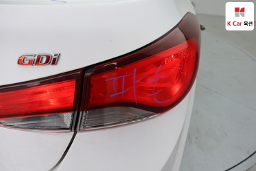 2015 - hyundai avante
