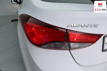 2015 - hyundai avante