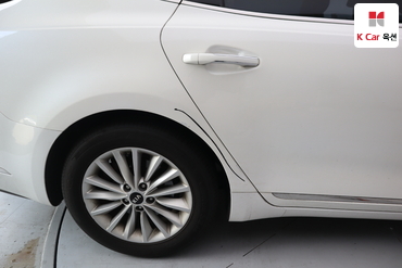 2018 - kia k7