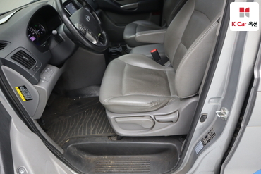 2017 - hyundai grand starex