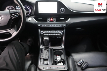 2018 - hyundai grandeur