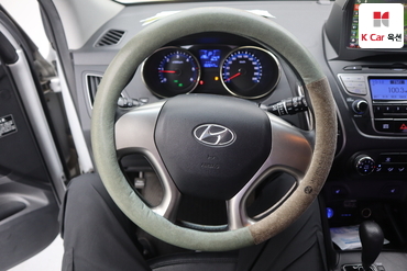 2012 - hyundai tucson