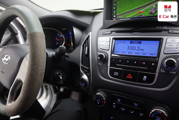 2012 - hyundai tucson