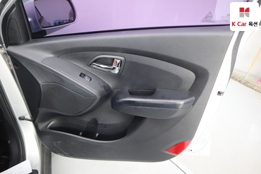 2012 - hyundai tucson
