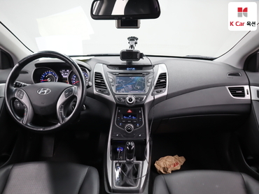 2015 - hyundai avante