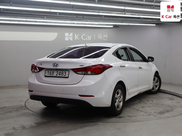 2015 - hyundai avante