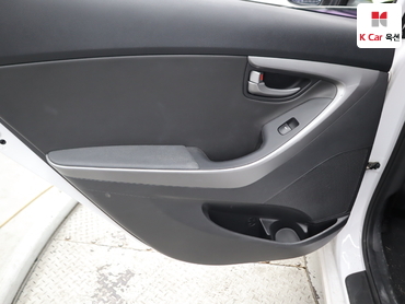 2015 - hyundai avante