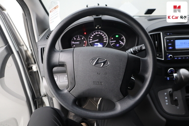 2019 - hyundai grand starex