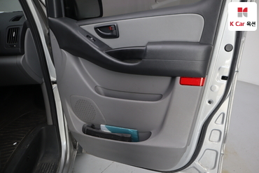 2019 - hyundai grand starex