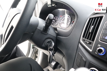 2019 - hyundai grand starex