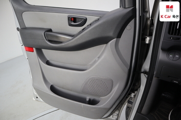 2019 - hyundai grand starex