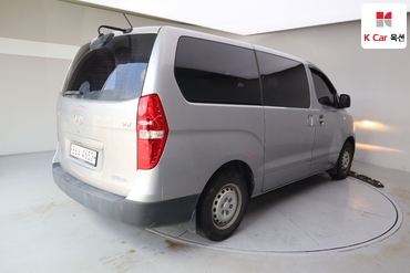 2019 - hyundai grand starex