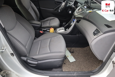 2011 - hyundai avante