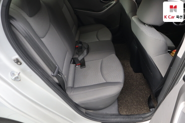 2011 - hyundai avante