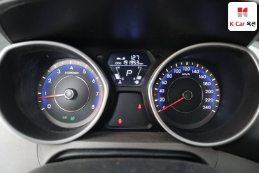 2011 - hyundai avante