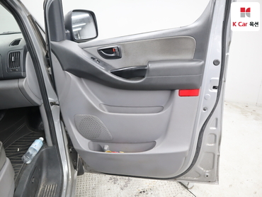 2020 - hyundai grand starex