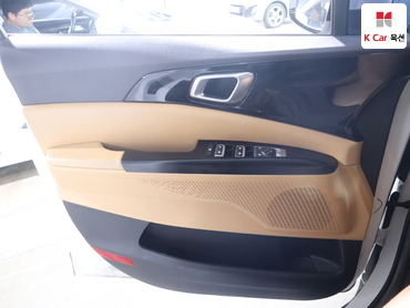 2021 - kia carnival