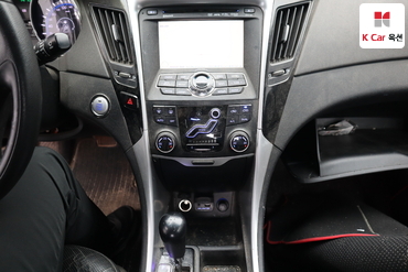 2010 - hyundai sonata