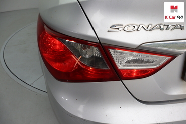 2010 - hyundai sonata