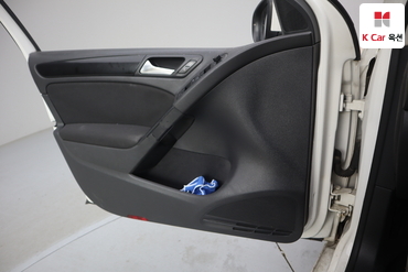 2011 - volkswagen golf