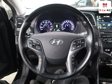 2015 - hyundai grandeur