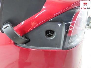 2023 - tesla model x