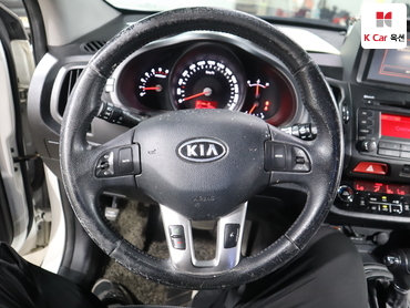 2011 - kia sportage